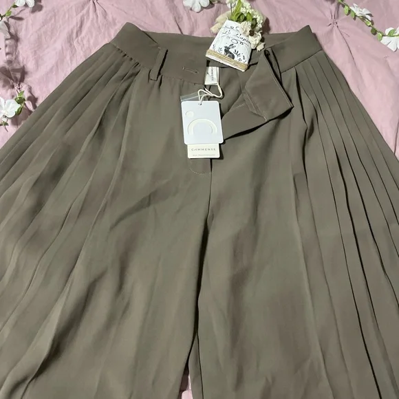 Stunning Pleated Wide-Leg Pants Elegant Sexy NWT Commense LAST CALL! - Picture 6 of 14